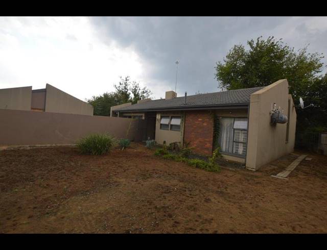 3 BEDROOM HOUSE FOR SALE IN SASOLBURG EXT 11
